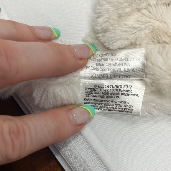 Bella Tunno Happy Sidekick Loretta the Llama Lovey Rattle Plush Security Blanket - Picture 12 of 13